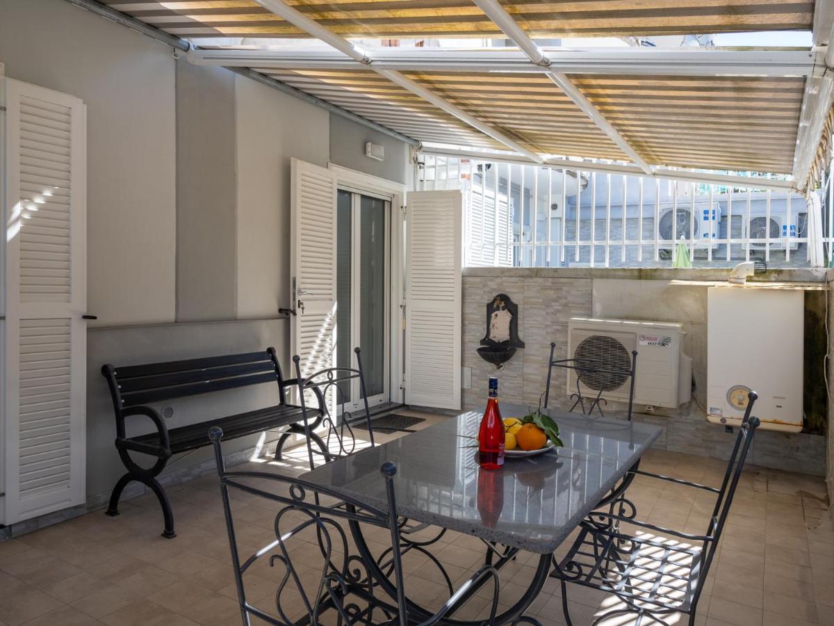 Ferienwohnung La Dolce Vita Relax - Cozy Apt In Sorrent Exterior foto