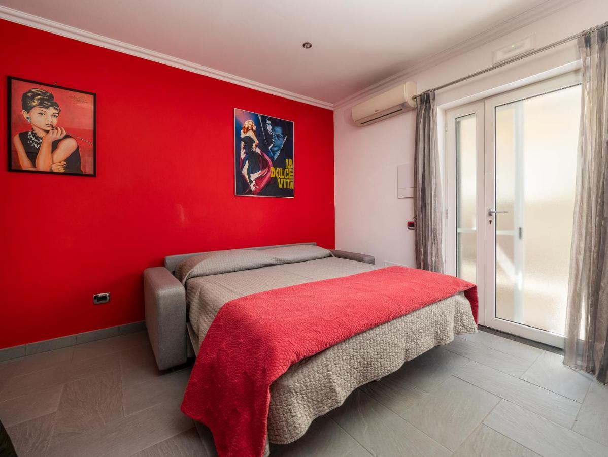 Ferienwohnung La Dolce Vita Relax - Cozy Apt In Sorrent Exterior foto